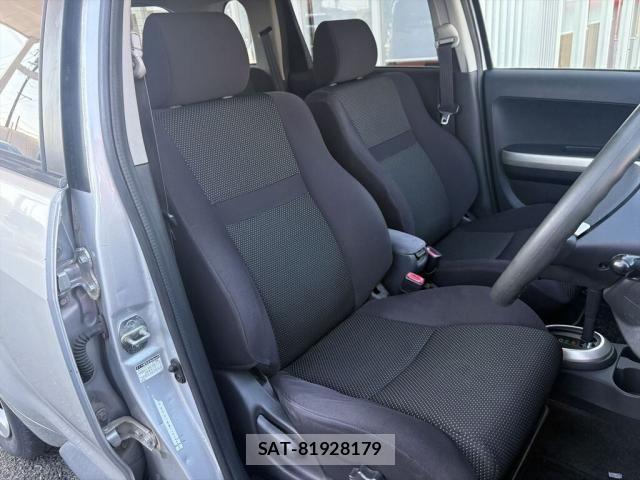 Toyota IST 2002-09 8207979-25