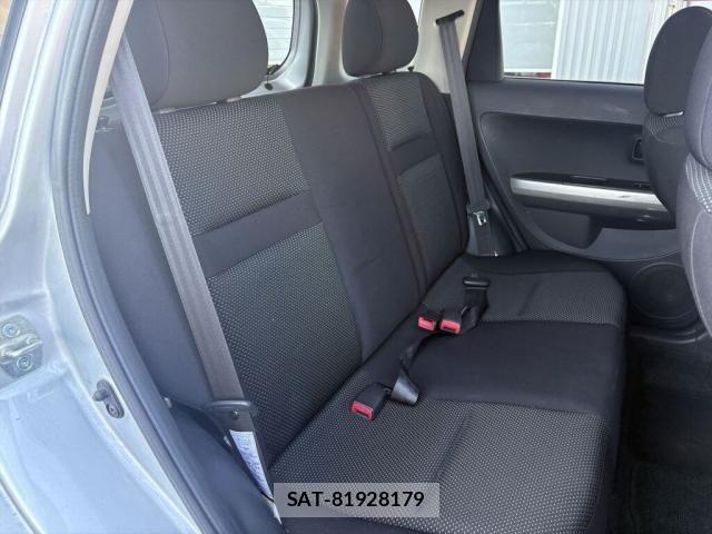 Toyota IST 2002-09 8207979-27