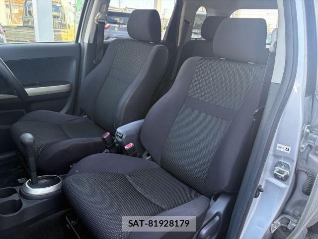 Toyota IST 2002-09 8207979-29