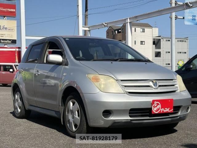 Toyota IST 2002-09 8207979-5