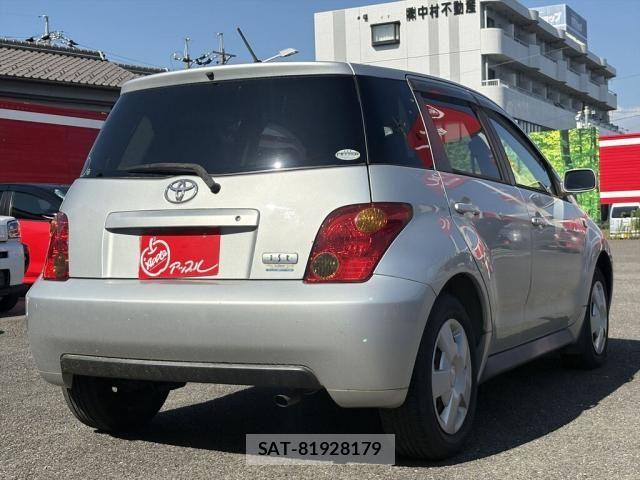 Toyota IST 2002-09 8207979-7