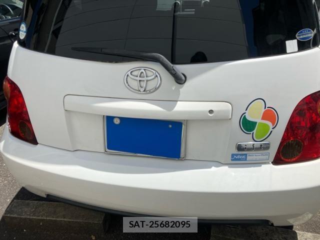 Toyota IST 2003-08 8230419-5