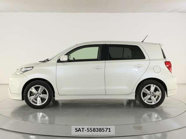 Toyota IST 2012-01 8245488-6