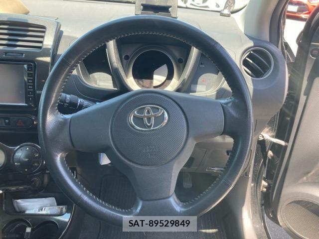 Toyota IST 2009-09 8366411-10