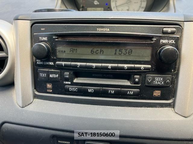 Toyota IST 2004-01 8366412-16