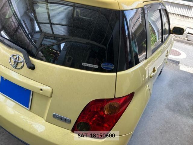 Toyota IST 2004-01 8366412-3