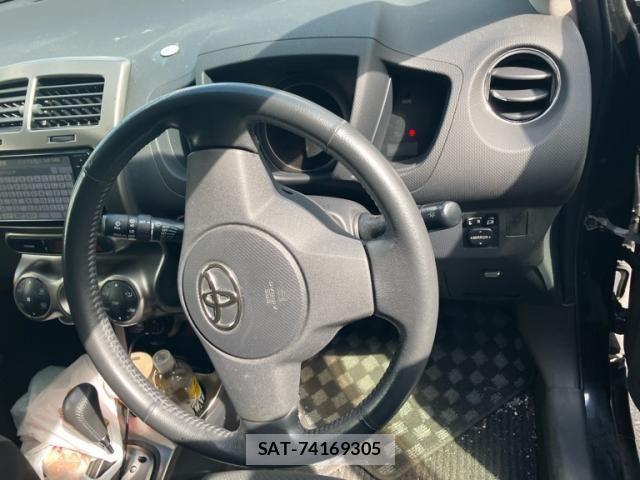 Toyota IST 2012-03 8412971-10
