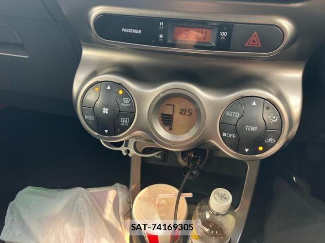 Toyota IST 2012-03 8412971-14