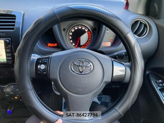 Toyota IST 2007-09 8412969-19