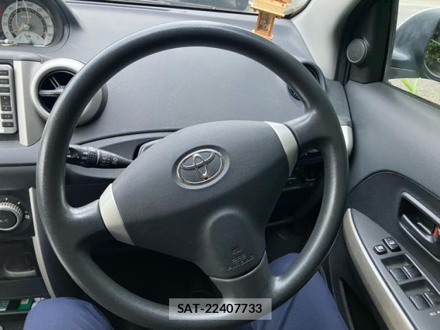 Toyota IST 2005-08 8412970-11