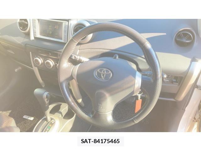 Toyota IST 2004-12 8562227-14