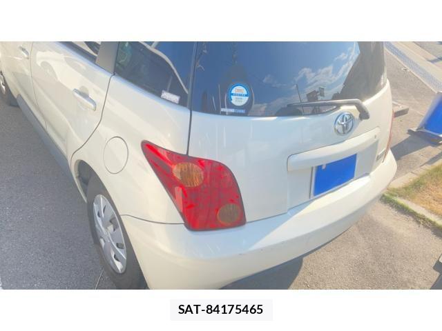 Toyota IST 2004-12 8562227-2