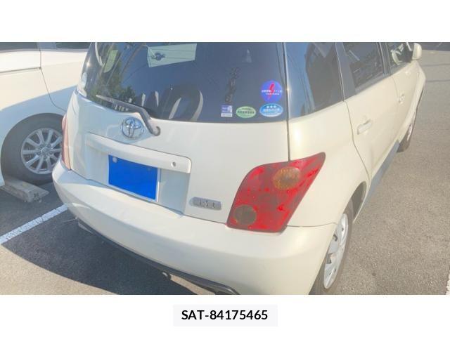 Toyota IST 2004-12 8562227-3