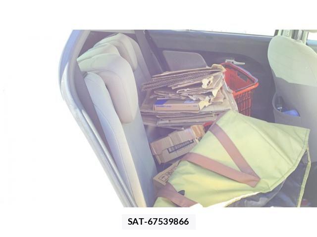 Toyota IST 2008-07 8666289-10