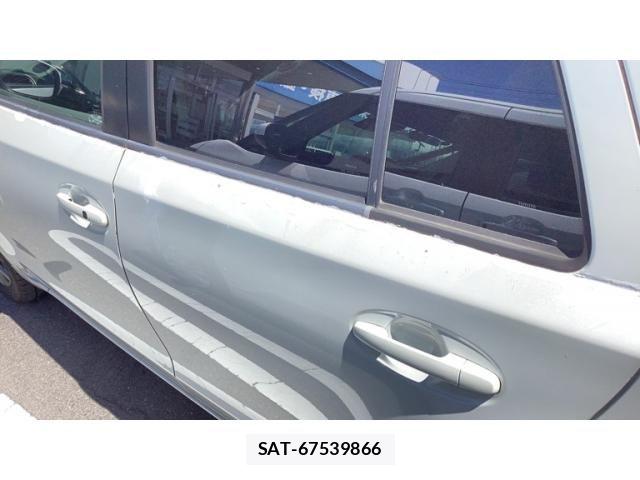 Toyota IST 2008-07 8666289-21