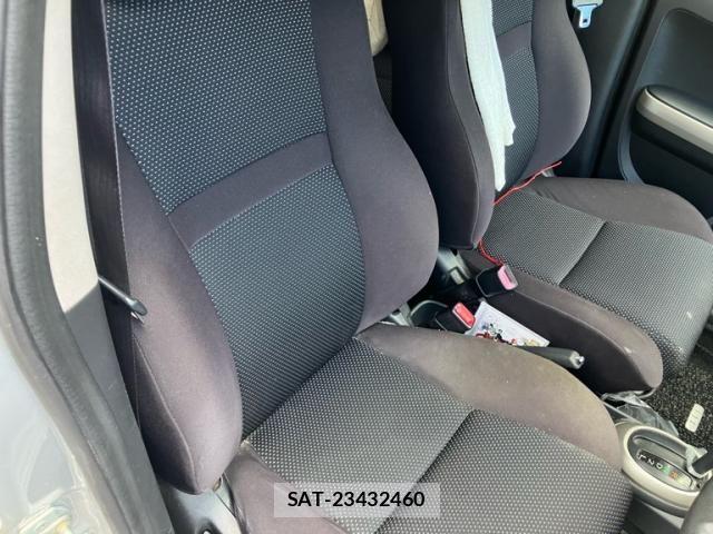 Toyota IST 2002-05 8880186-17