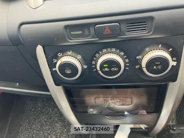 Toyota IST 2002-05 8880186-21
