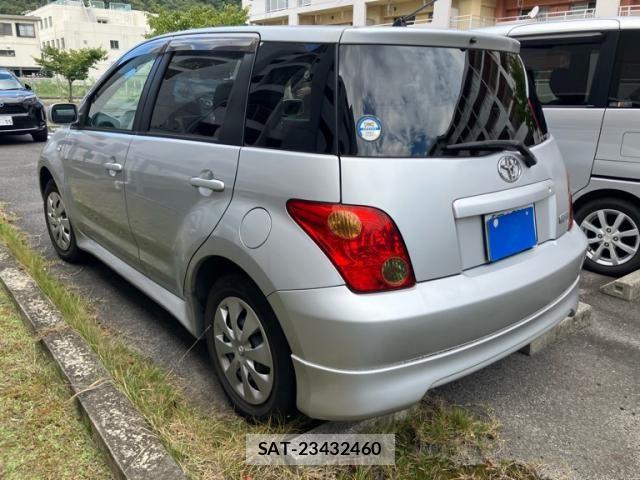 Toyota IST 2002-05 8880186-3
