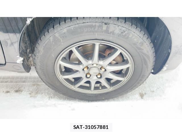 Toyota IST 2015-09 7058955-11