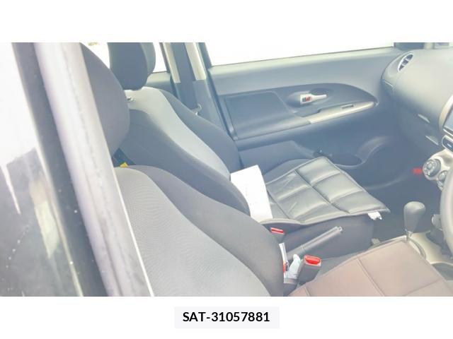 Toyota IST 2015-09 7058955-14