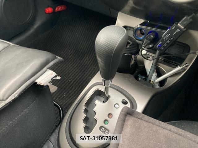 Toyota IST 2015-09 7058955-5
