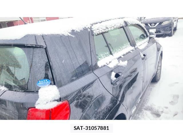 Toyota IST 2015-09 7058955-6