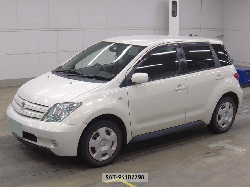 Toyota  2005-02 7349926-3