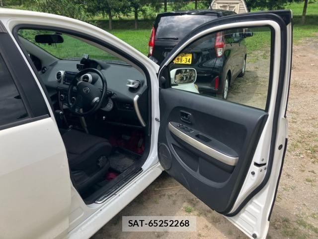 Toyota IST 2002-10 8627217-20