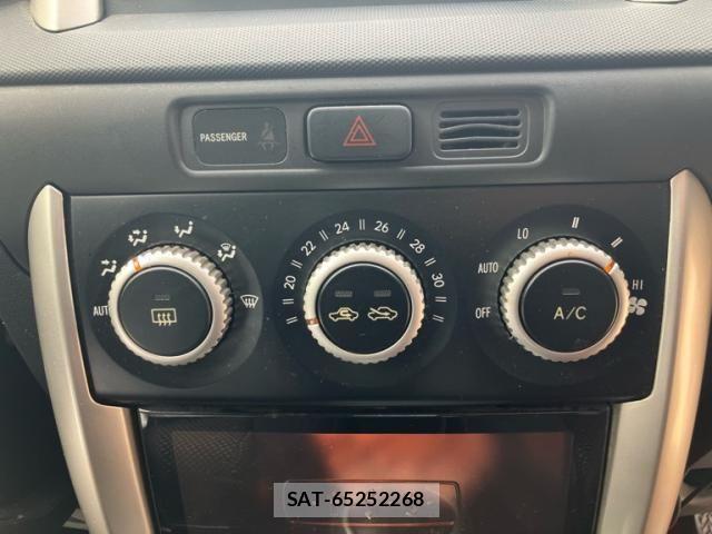 Toyota IST 2002-10 8627217-25