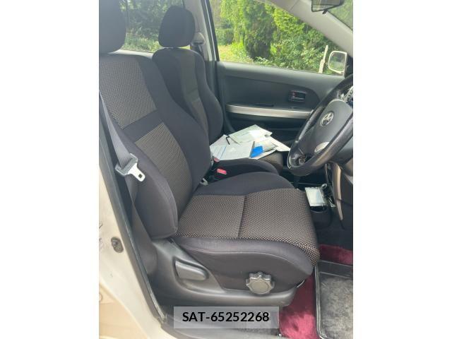 Toyota IST 2002-10 8627217-26