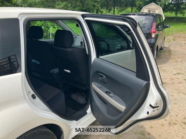 Toyota IST 2002-10 8627217-27