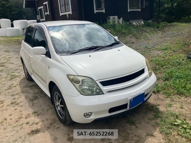 Toyota IST 2002-10 8627217-2