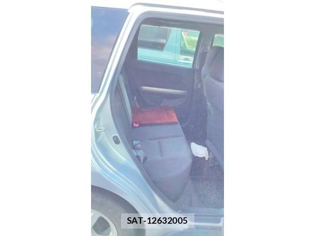 Toyota IST 2004-10 8829584-7