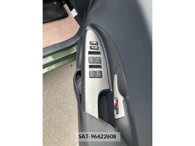 Toyota IST 2012-01 8880188-13