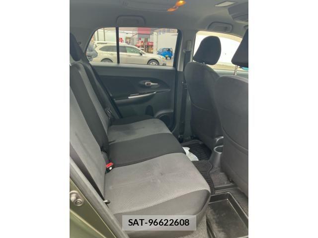 Toyota IST 2012-01 8880188-15