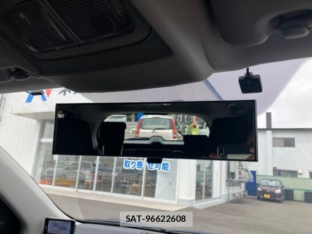 Toyota IST 2012-01 8880188-23