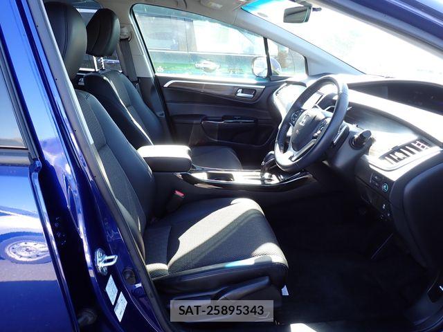 Honda JADE 2018-12 8230420-15