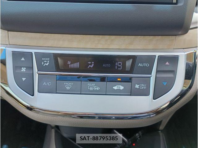 Honda JADE 2015-03 8207978-9