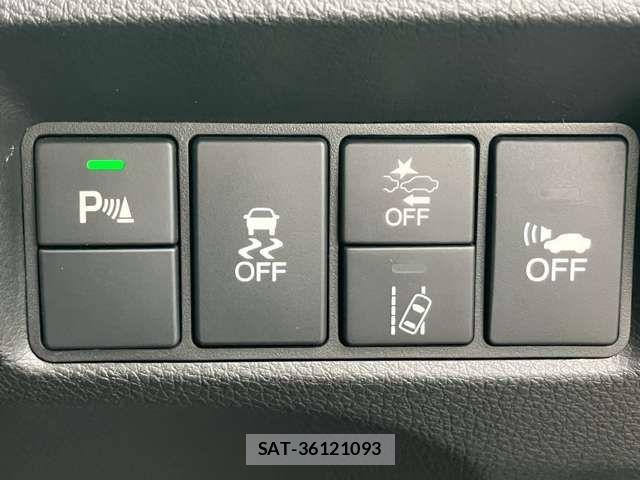 Honda JADE 2018-08 8366413-4