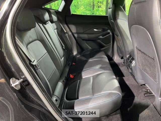 Jaguar E-PACE 2018-05 517697-17