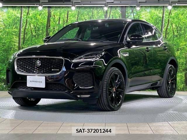 Jaguar E-PACE 2018-05 517697-19