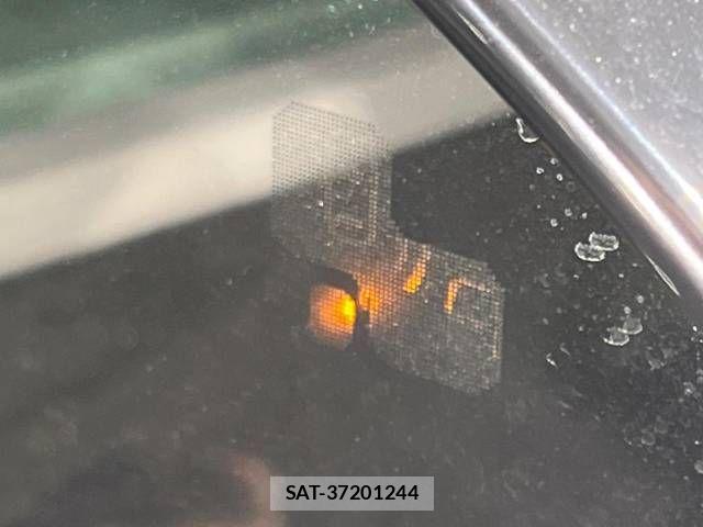 Jaguar E-PACE 2018-05 517697-7