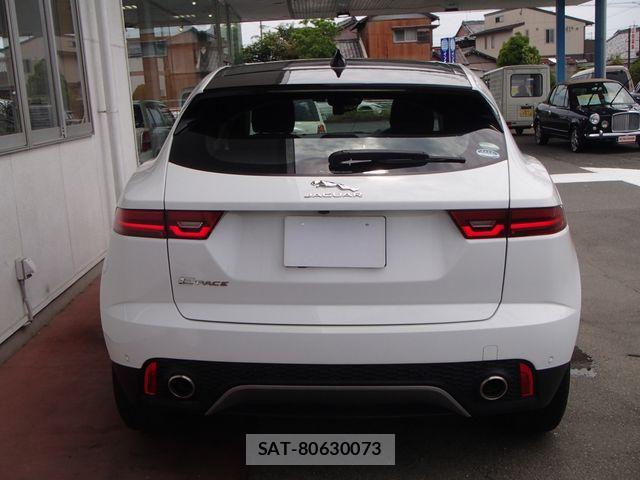 Jaguar E-PACE 2019-03 1040761-4