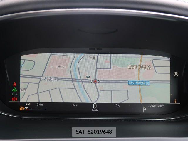 Jaguar E-PACE 2018-07 1412904-12