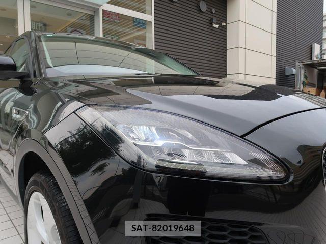 Jaguar E-PACE 2018-07 1412904-17