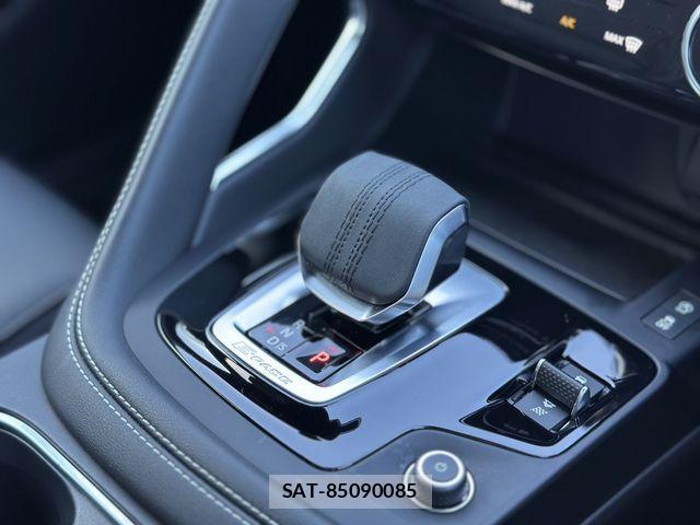 Jaguar E-PACE 2024-12 1472955-9