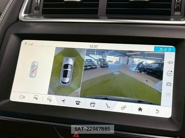 Jaguar E-PACE 2019-02 4754402-5