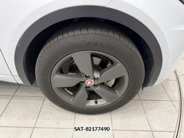 Jaguar E-PACE 2021-02 5869727-4