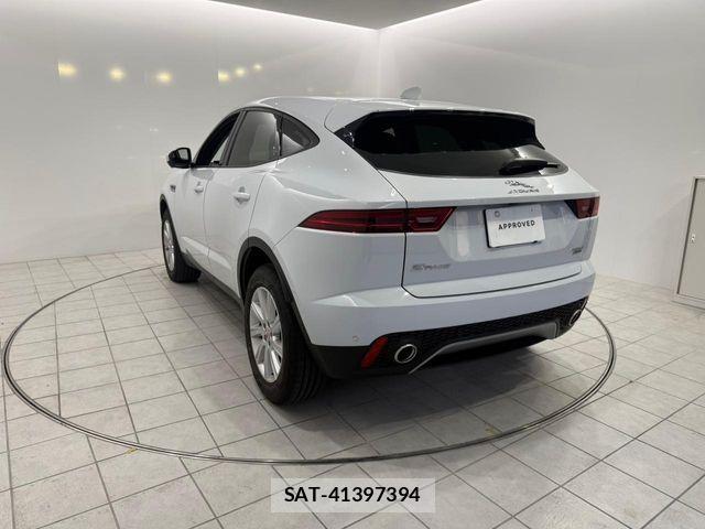 Jaguar E-PACE 2018-05 6498657-5