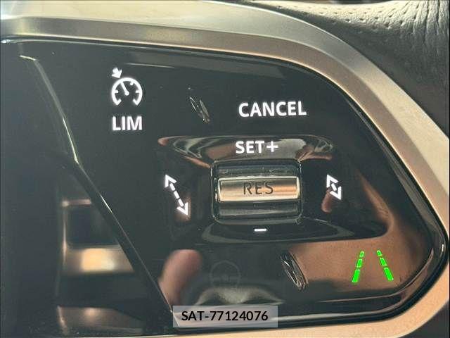 Jaguar E-PACE 2022-01 6815366-10
